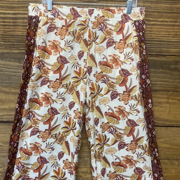 Cato Pants - Picture 6 of 8